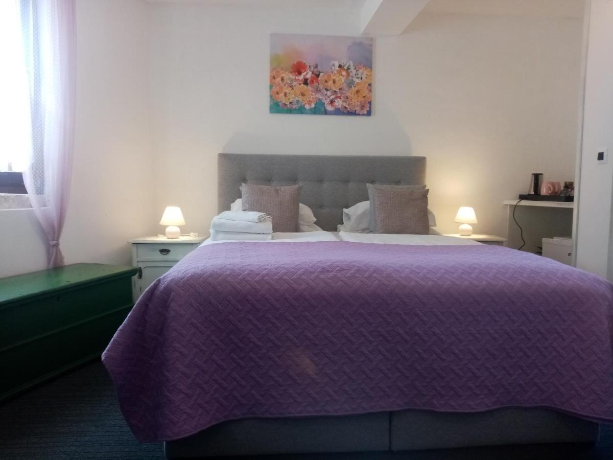 Rooms Serafin Motovun Bagian luar foto