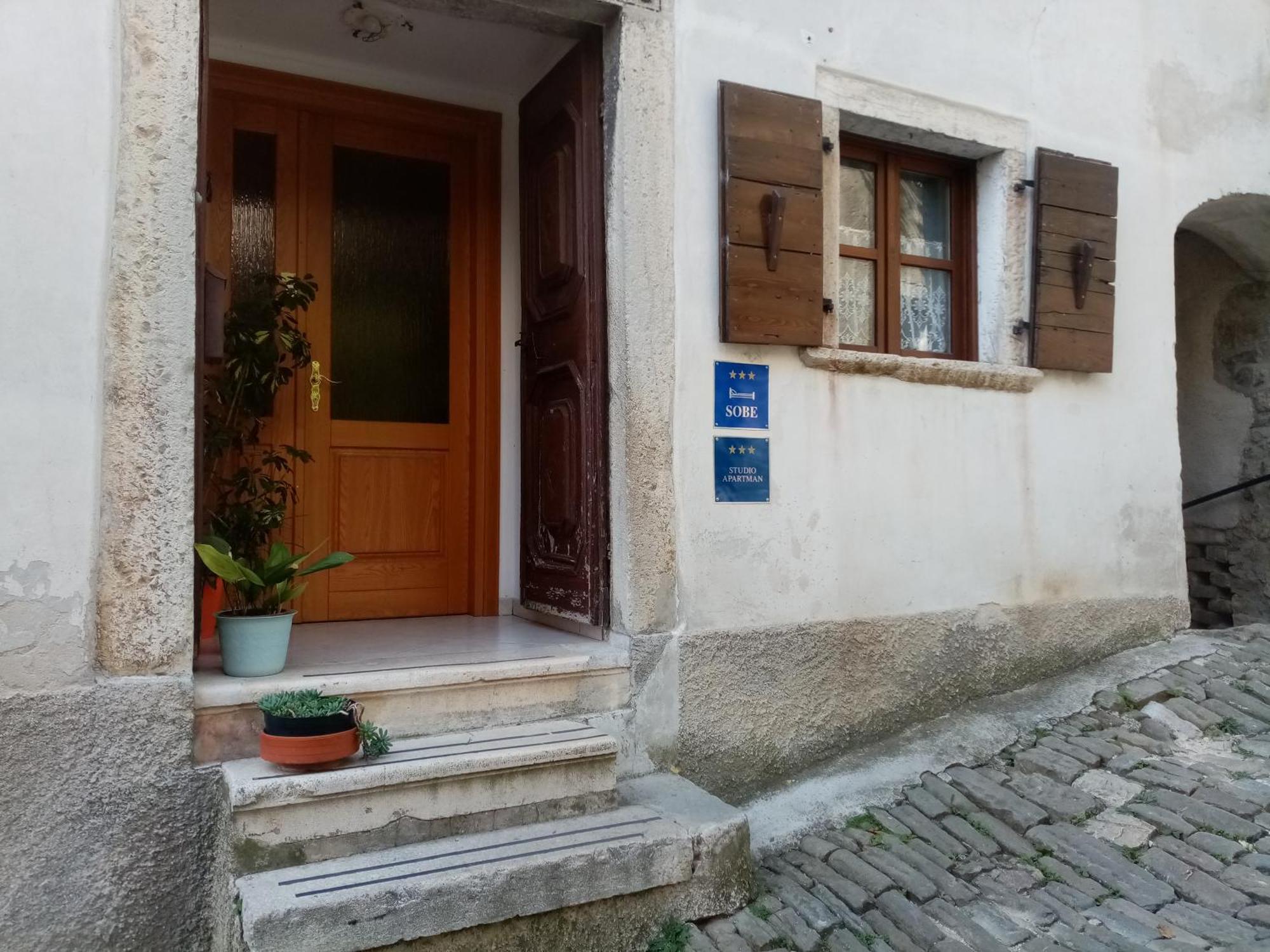 Rooms Serafin Motovun Bagian luar foto